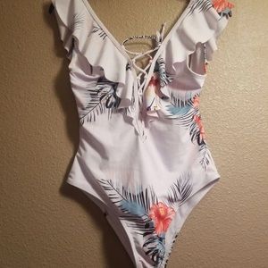 CUPSHE one piece suit
